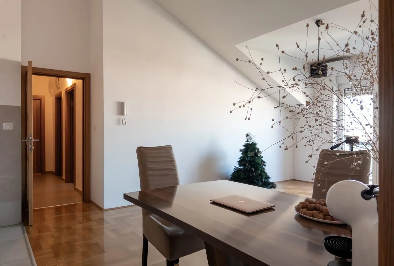 Prodaja, dvosoban stan, 75m², Stari Aerodrom, Podgorica