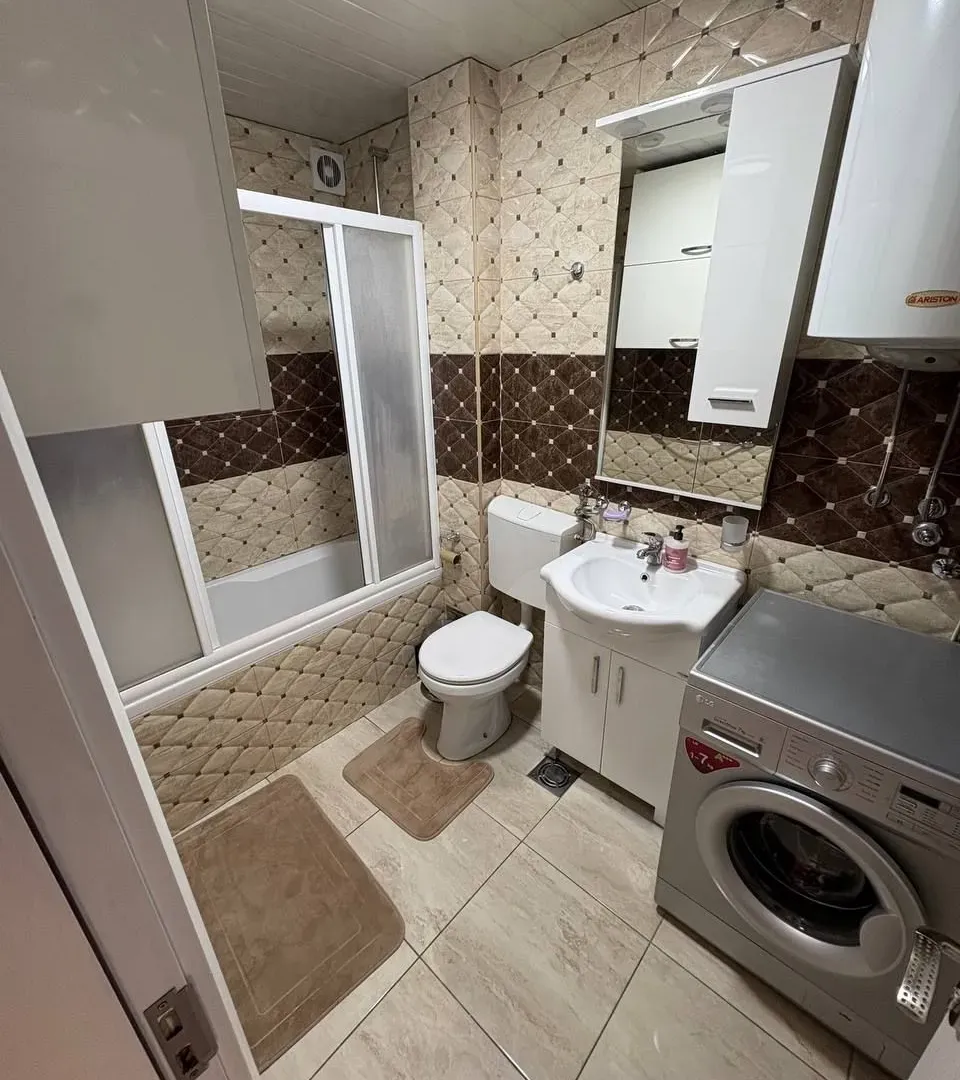 Prodaja, dvosoban stan, 74m², Stara Varoš, Podgorica
