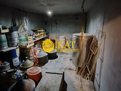 Prodaja, kuća, 150m², Perlez, Zrenjanin - image 10