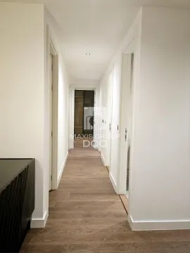 Sale, four bedroom apartment, 146m², Savski Venac, Beograd - image 11