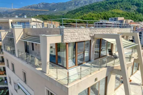 Sale, four bedroom apartment, 199m², Bečići, Budva - image 5