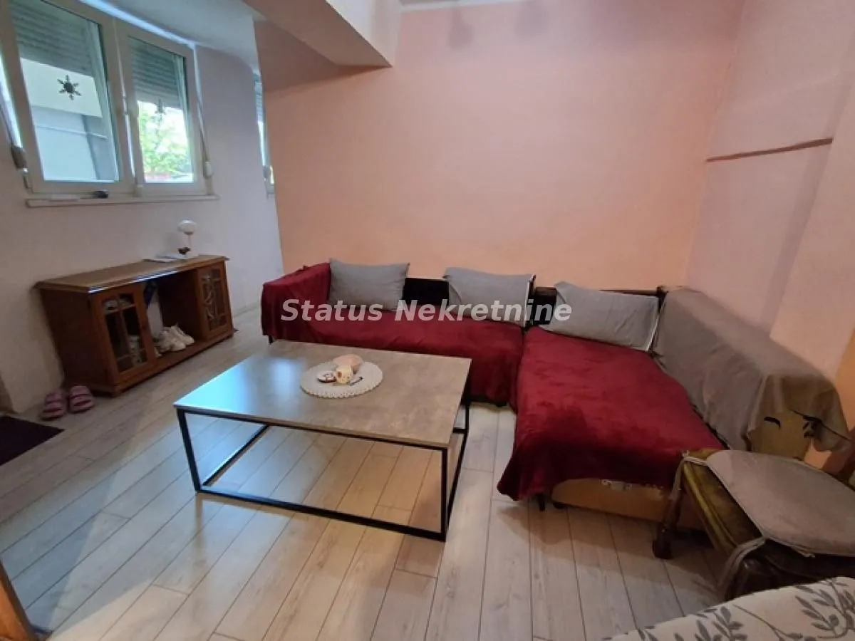 Izdavanje, dvosoban stan, 40m², Liman 2, Novi Sad Sve Podlokacije