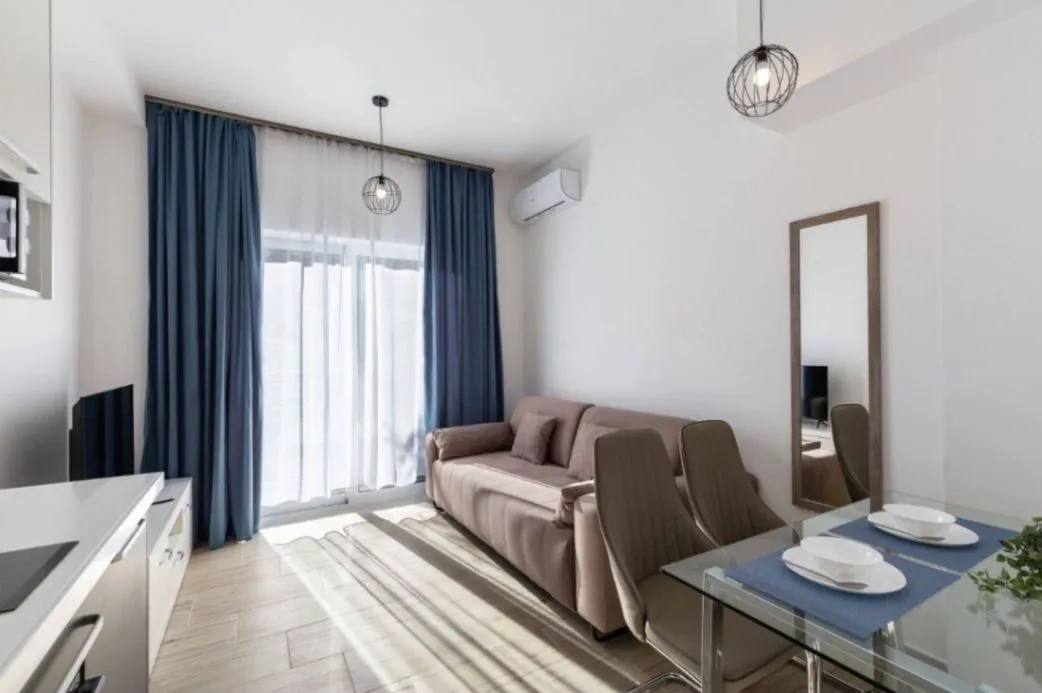 Daily-rent, studio apartment, 28m², Bečići, Budva