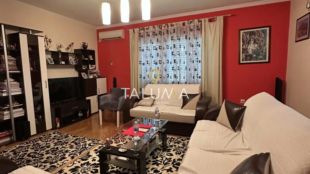 Izdavanje, stan, 200m², Tološi, Podgorica