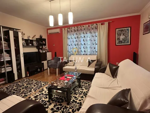 Izdavanje, stan, 200m², Tološi, Podgorica