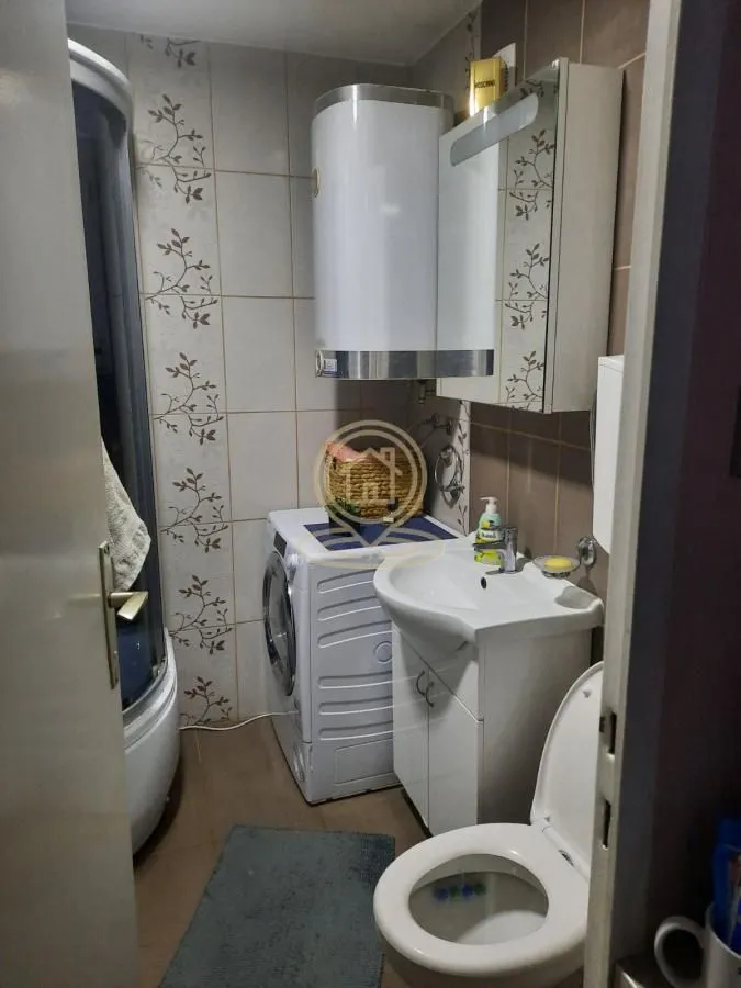 Izdavanje, dvosoban stan, 63m², Bulevar Oslobodjenja, Novi Sad Sve Podlokacije