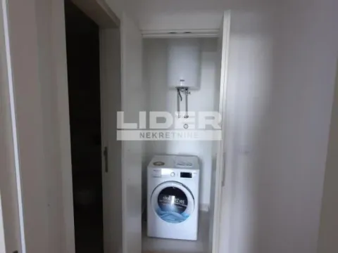 Rent, two bedroom apartment, 54m², Savski Venac, Beograd - image 3