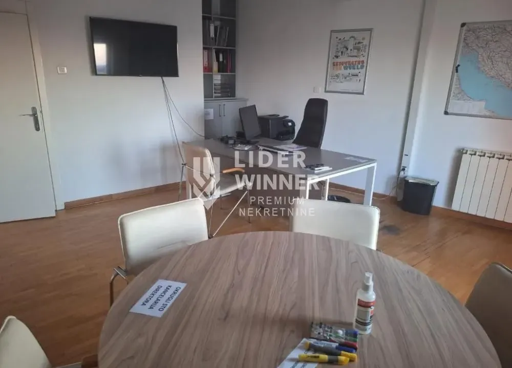 Rent, office space, 400m², Stari Grad, Beograd