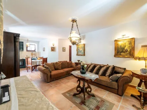 Prodaja, trosoban stan, 112m², Strp, Kotor - image 6