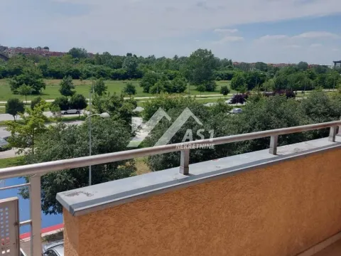 Izdavanje, dvosoban stan, 50m², Bulevar Evrope, Novi Sad Sve Podlokacije - image 6