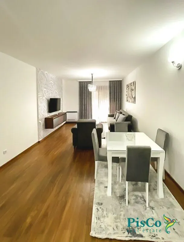 Izdavanje, dvosoban stan, 69m², Master Kvart, Podgorica