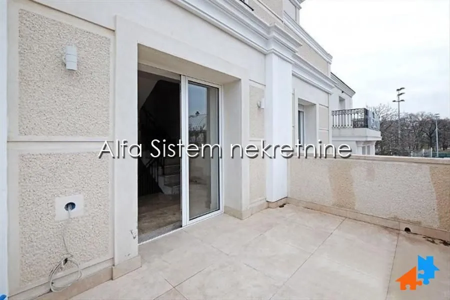 Prodaja, četvorosoban stan, 147m², Banovo Brdo, Beograd