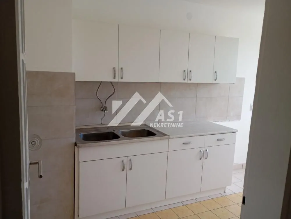 Rent, two bedroom apartment, 62m², Železnička Stanica, Novi Sad Sve Podlokacije