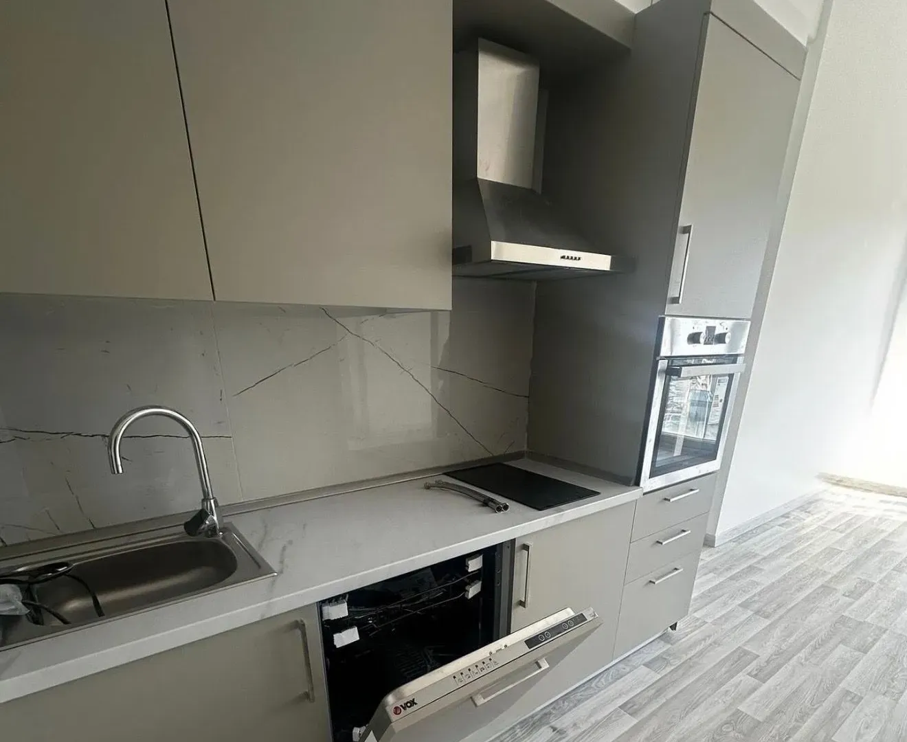 Prodaja, jednosoban stan, 40m², Centar, Bar