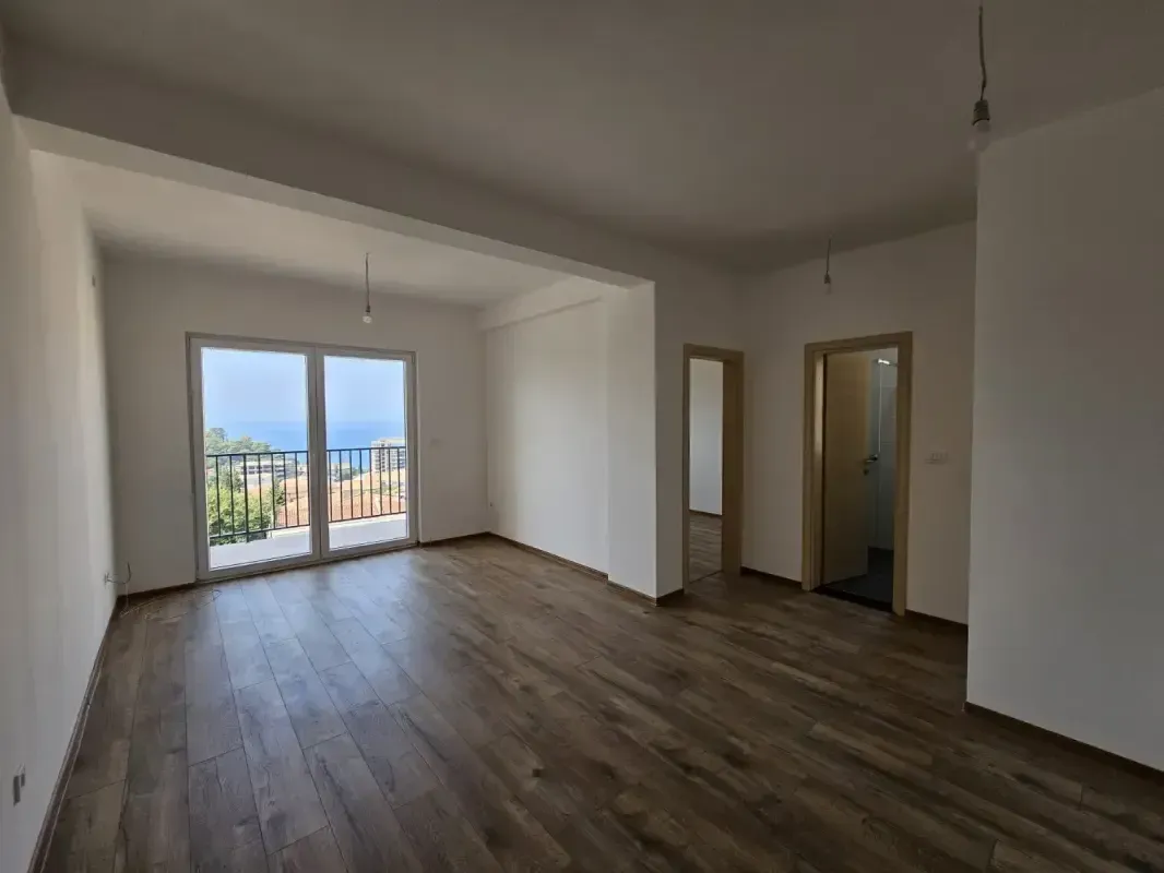 Sale, two bedroom apartment, 53m², Petrovac, Budva