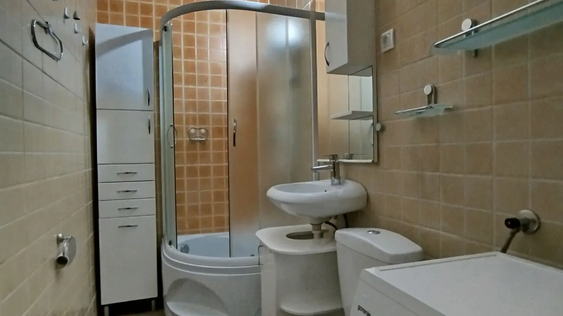 Rent, one bedroom apartment, 60m², Preko Morače, Podgorica