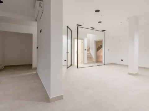 Prodaja, kuća, 240m², Pržno, Budva - image 7