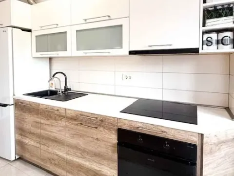 Prodaja, trosoban stan, 72m², City Kvart, Podgorica - image 10