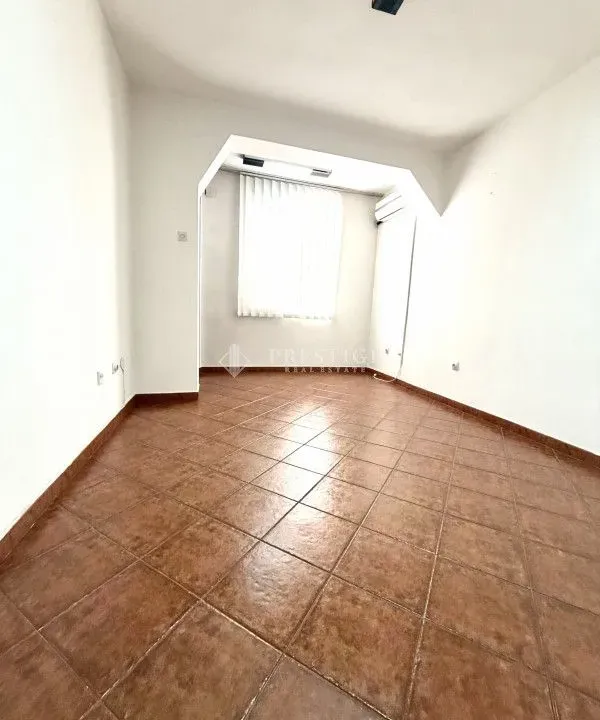 Rent, one bedroom apartment, 45m², Centar, Podgorica