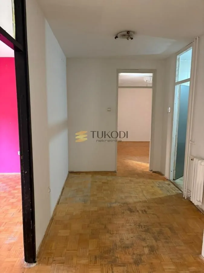 Prodaja, dvosoban stan, 57m², Bulevar Oslobodjenja, Novi Sad Sve Podlokacije