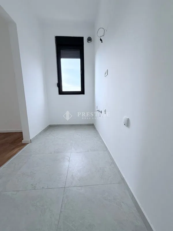 Prodaja, dvosoban stan, 64m², Tološi, Podgorica
