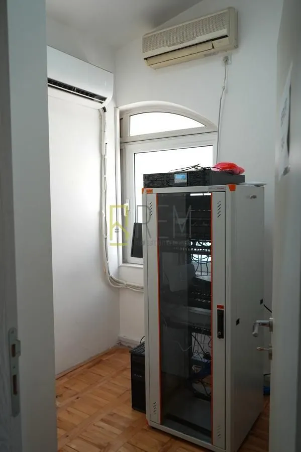 Sale, office space, 145m², Centar, Podgorica