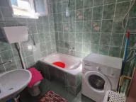 Rent, house, 105m², Tološi, Podgorica - image 10