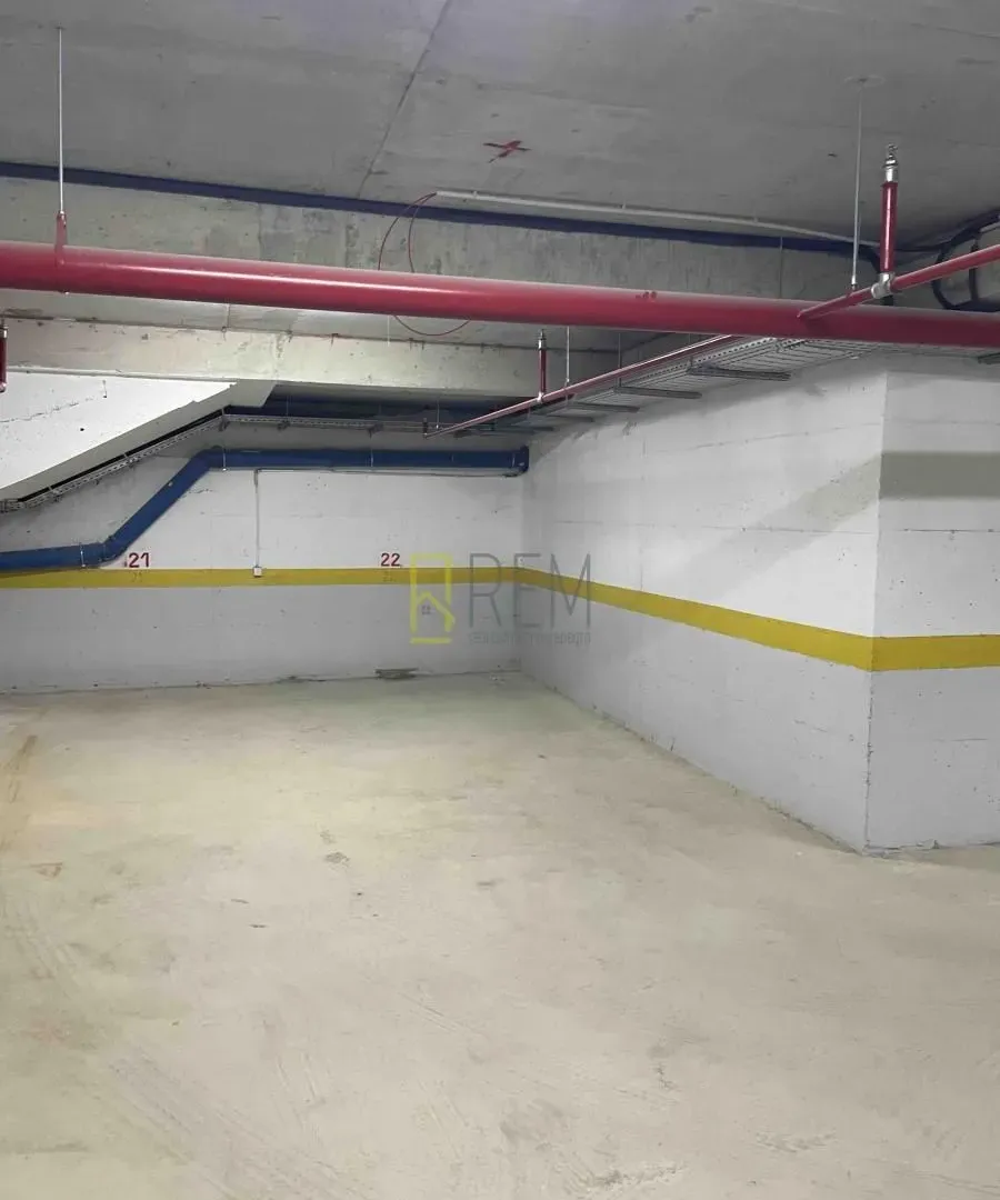 Sale, parking/garage, 16m², Bečići, Budva