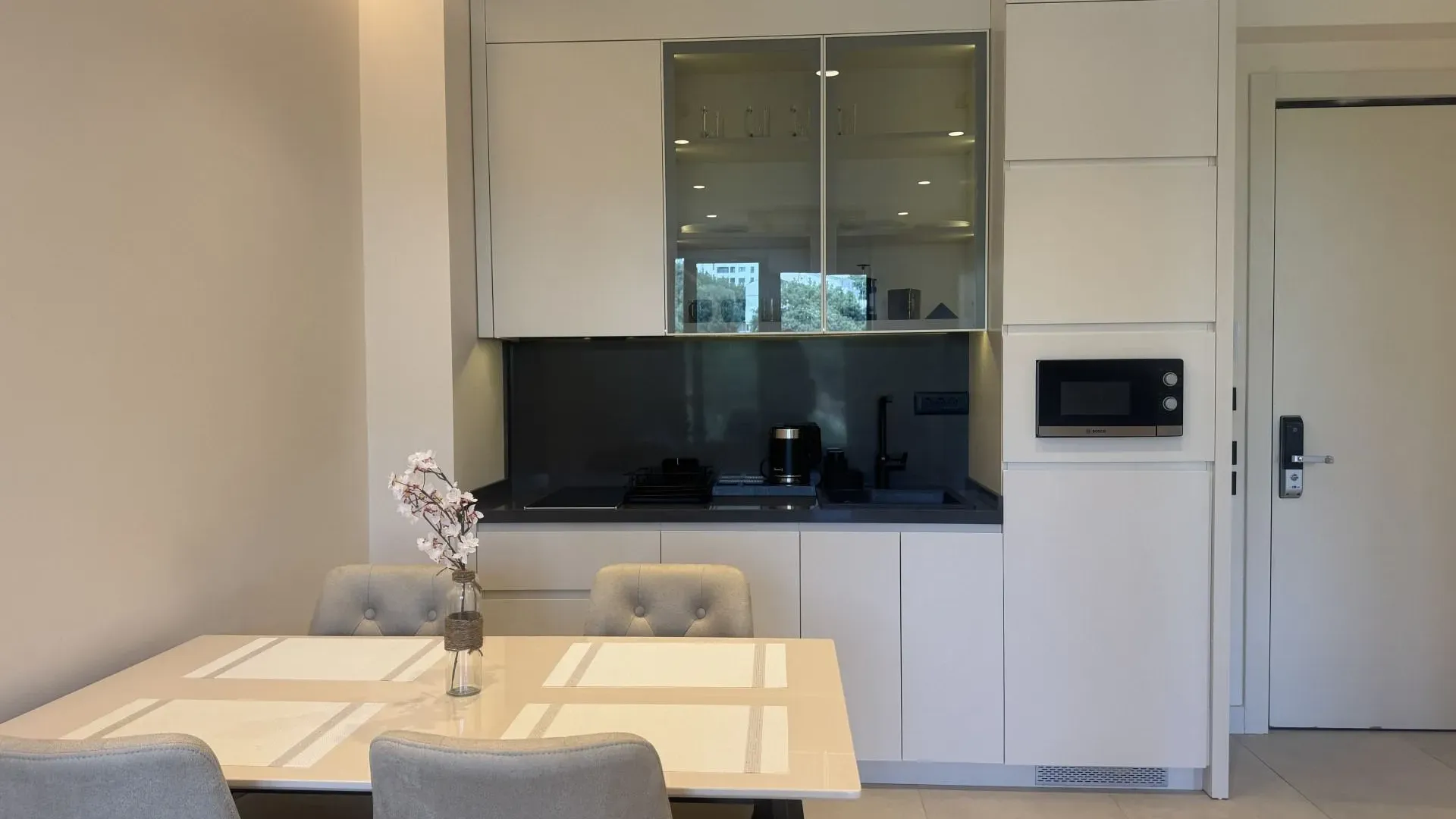 Prodaja, jednosoban stan, 45m², Bečići, Budva