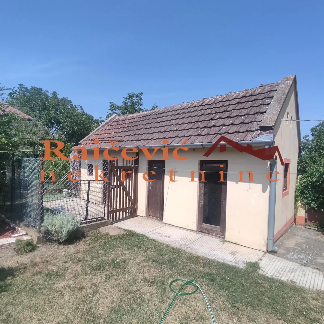 Prodaja, kuća, 240m², Opovo, Srbija