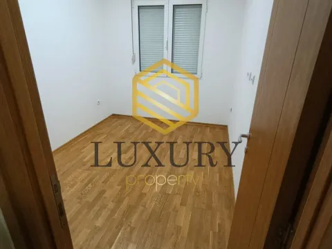 Sale, one bedroom apartment, 43m², Blok 9, Podgorica - image 3