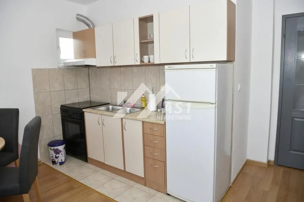 Izdavanje, jednosoban stan, 40m², Klisa, Novi Sad Sve Podlokacije