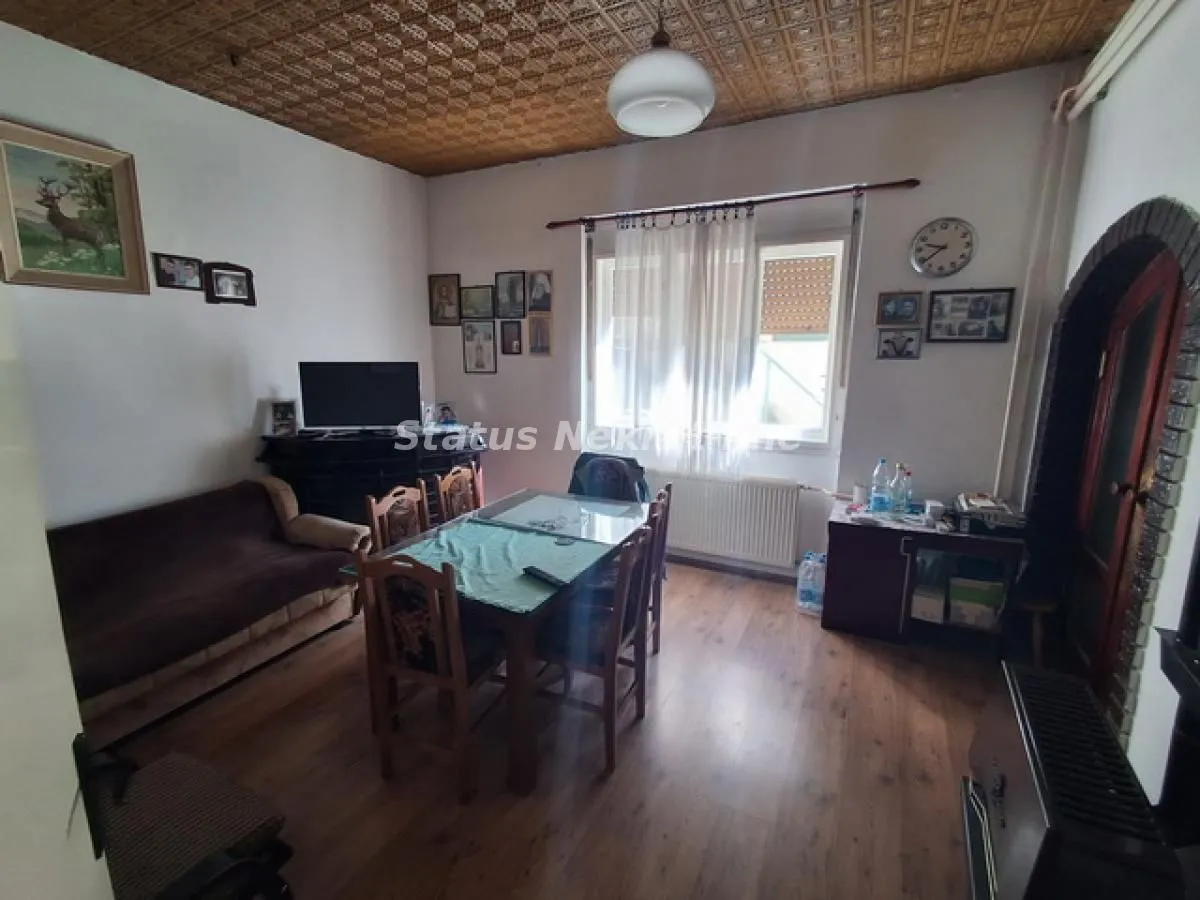 Prodaja, kuća, 185m², Futog, Novi Sad Sve Podlokacije