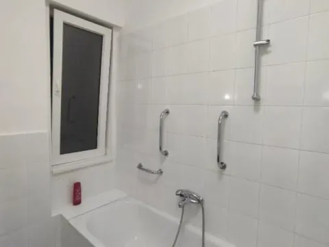 Rent, three bedroom apartment, 136m², Stari Grad, Beograd - image 13