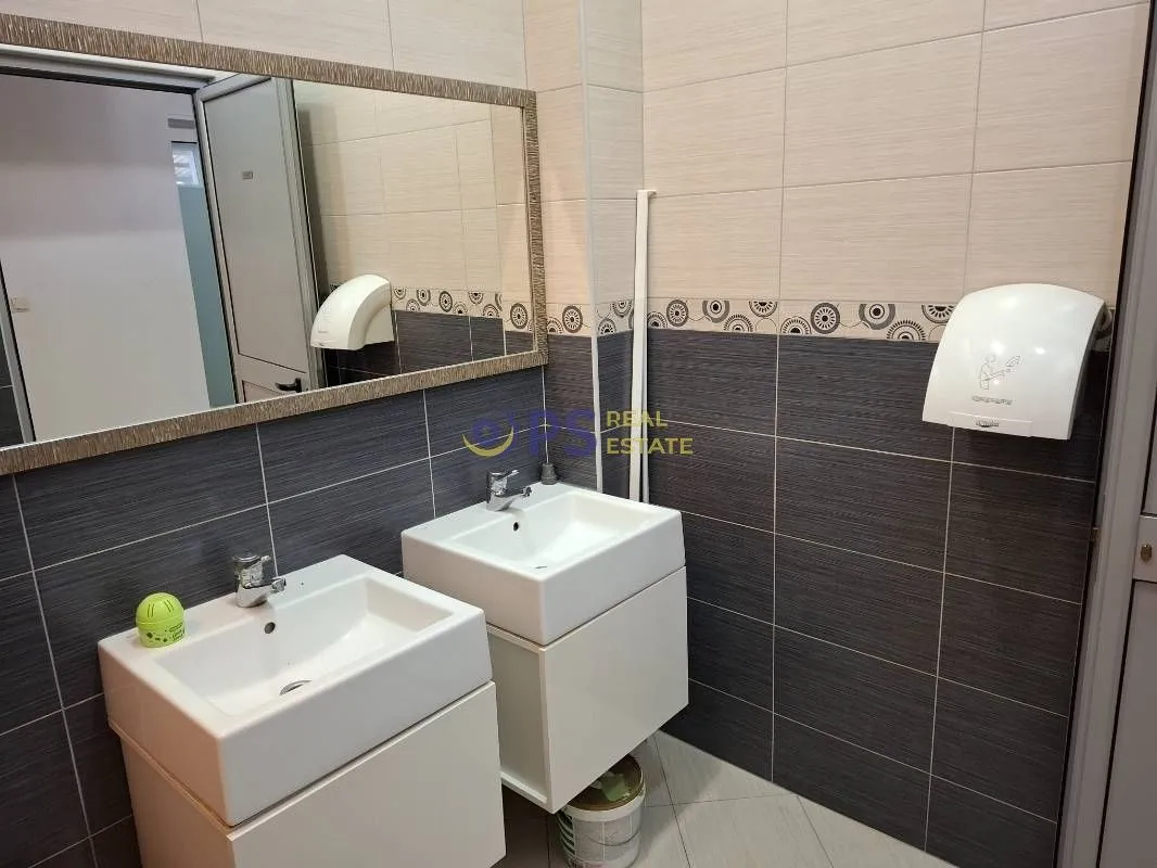 Rent, office space, 75m², Bar, Crna Gora