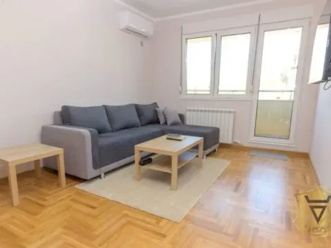 Rent, three bedroom apartment, 62m², Bulbulder, Zvezdara Sve Podlokacije