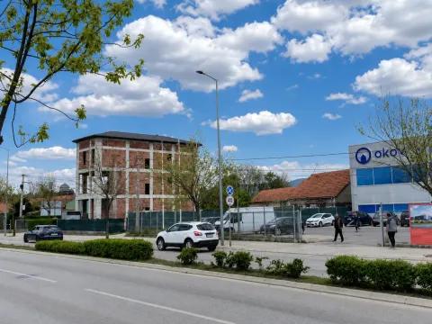 Rent, office space, 200m², Centar, Nikšić - image 2