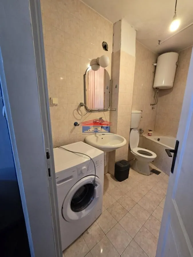 Izdavanje, garsonjera, 25m², Centar, Novi Sad