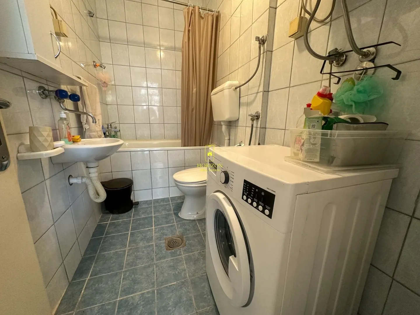 Rent, house, 80m², Pobrežje, Podgorica