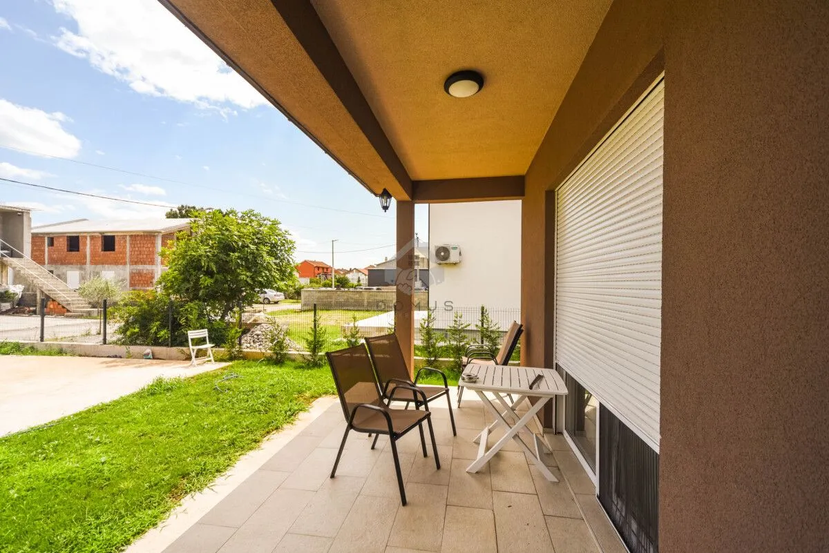 Rent, house, 135m², Murtovina, Podgorica
