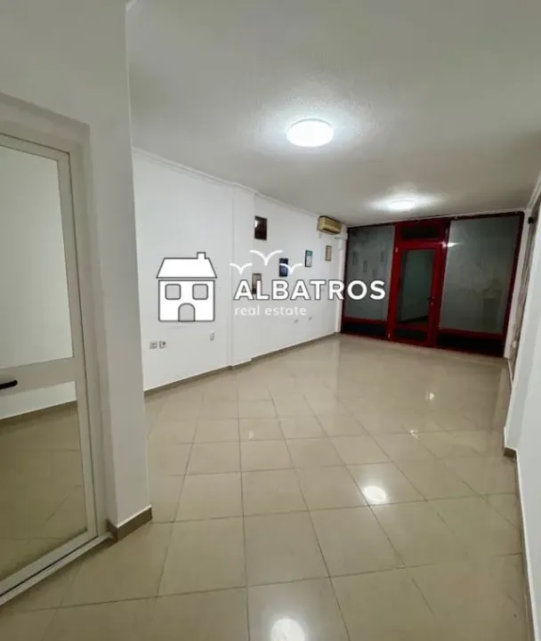 Prodaja, poslovni prostor, 25m², Makedonsko naselje, Bar