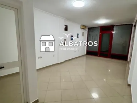 Prodaja, poslovni prostor, 25m², Makedonsko naselje, Bar