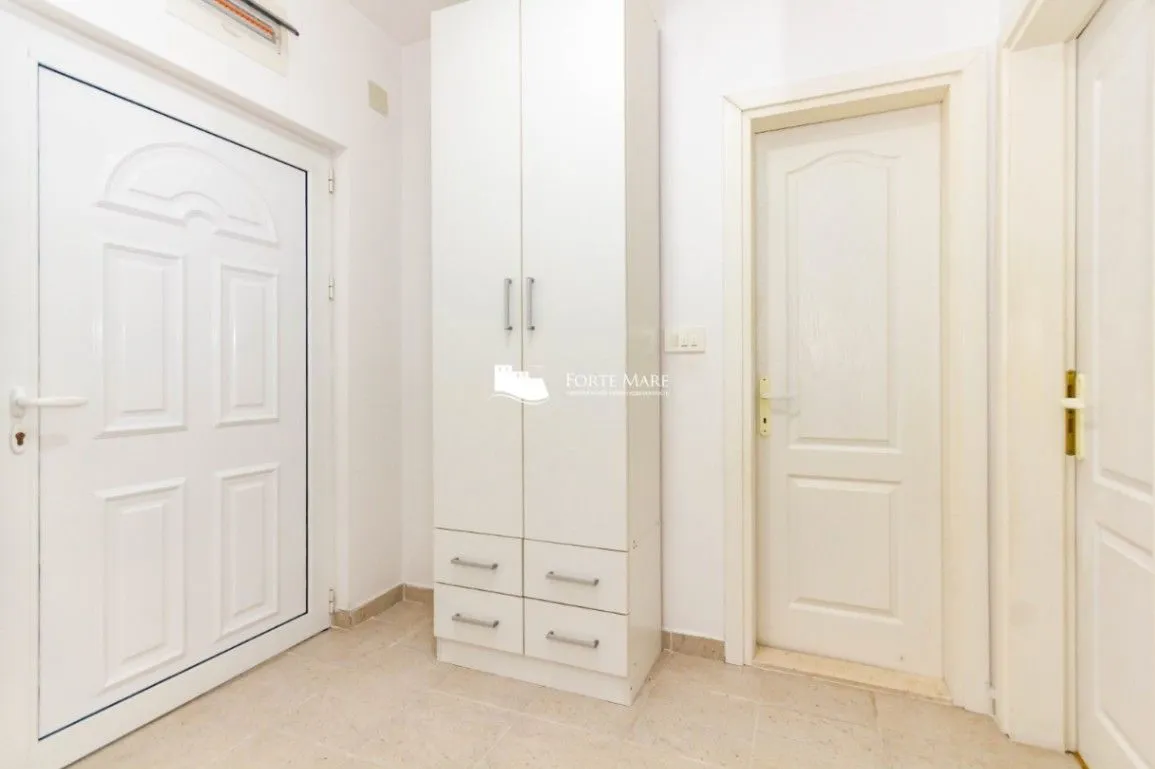 Prodaja, jednosoban stan, 55m², Đenovići, Herceg Novi