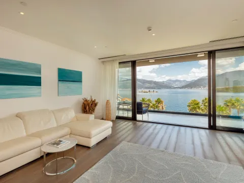 Prodaja, dvosoban stan, 190m², Đuraševići, Tivat - image 2