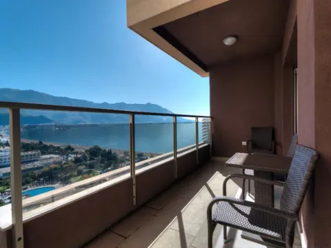 Prodaja, četvorosoban stan, 149m², Bečići, Budva - image 13