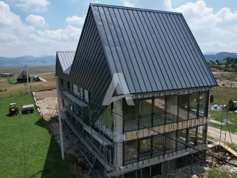 Prodaja, jednosoban stan, 33m², Žabljak, Crna Gora - image 3