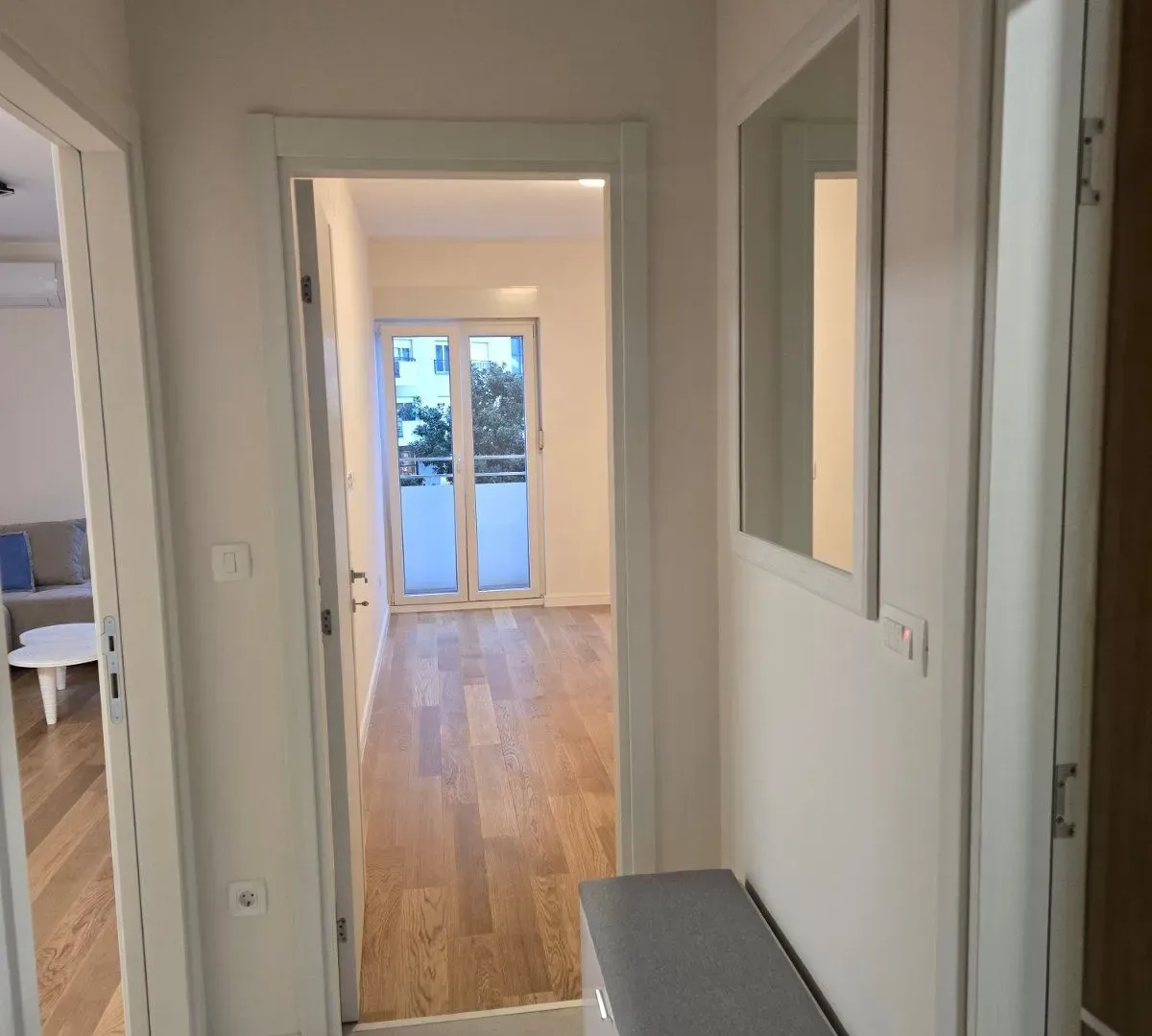 Rent, one bedroom apartment, 49m², Central Point, Podgorica