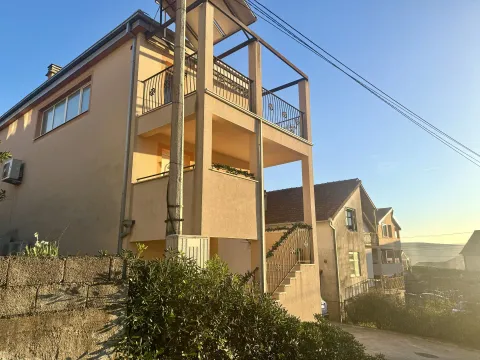 Prodaja, kuća, 302m², Mrčevac, Tivat - image 2