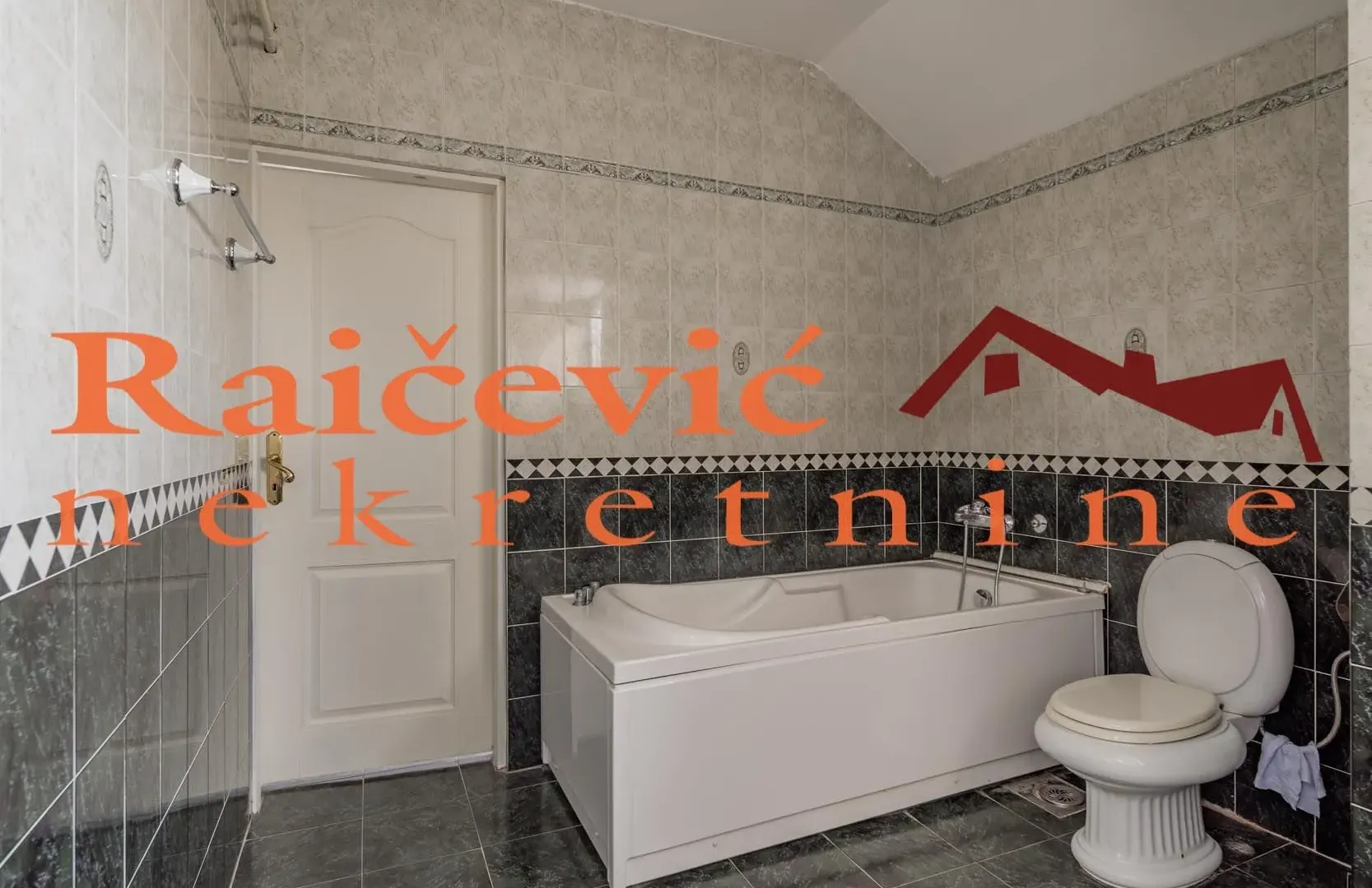 Prodaja, četvorosoban stan, 176m², Autokomanda, Voždovac Sve Podlokacije