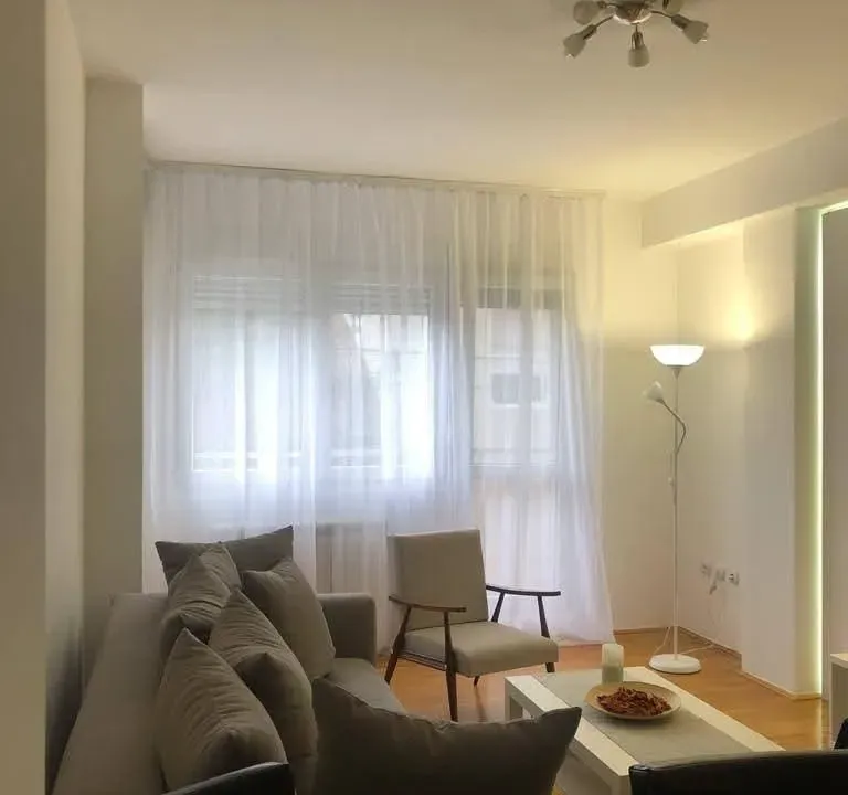 Rent, three bedroom apartment, 50m², Slavujev Venac, Zvezdara Sve Podlokacije